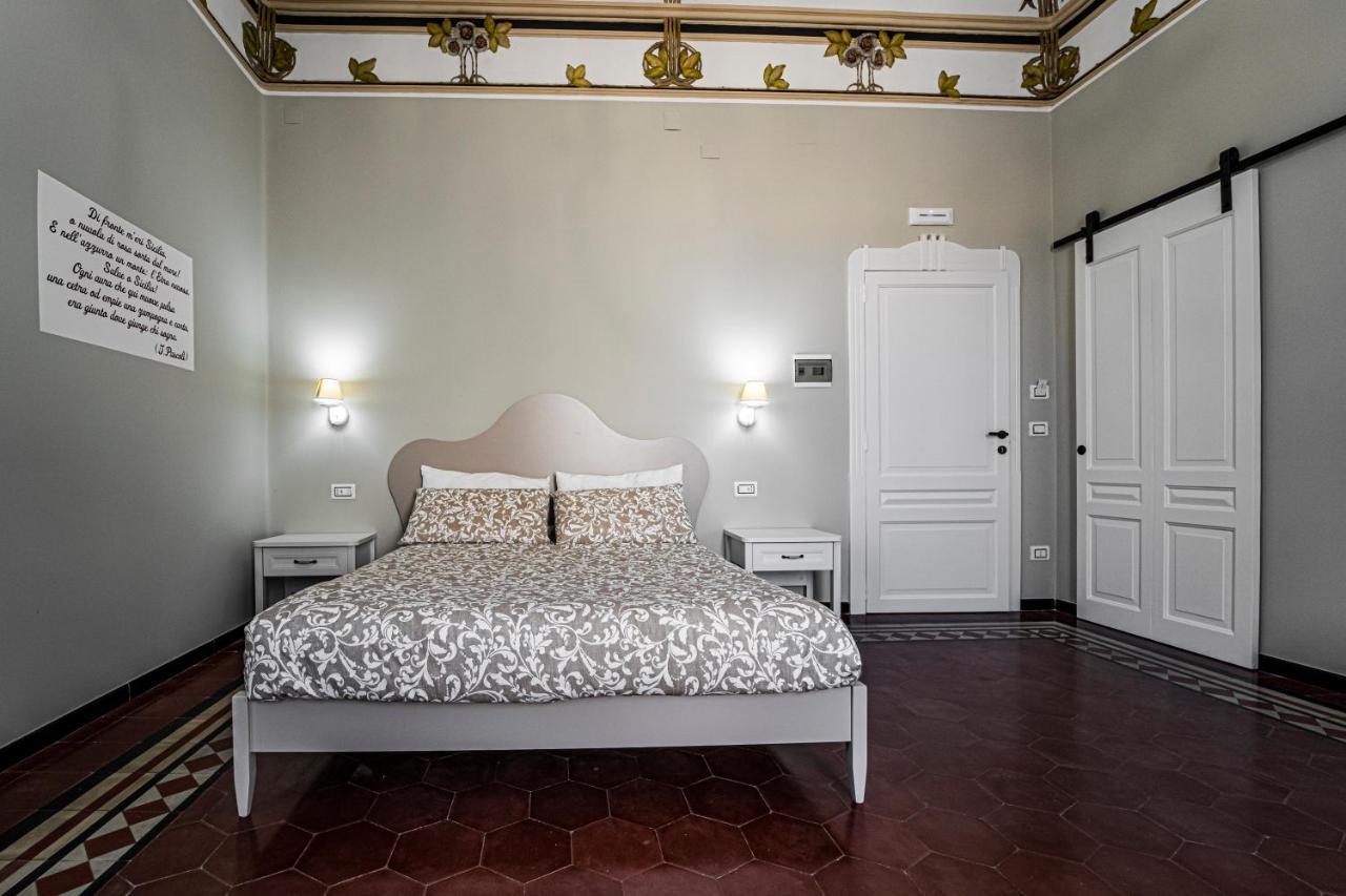 Gli Specchi Di Archimede Bed & Breakfast